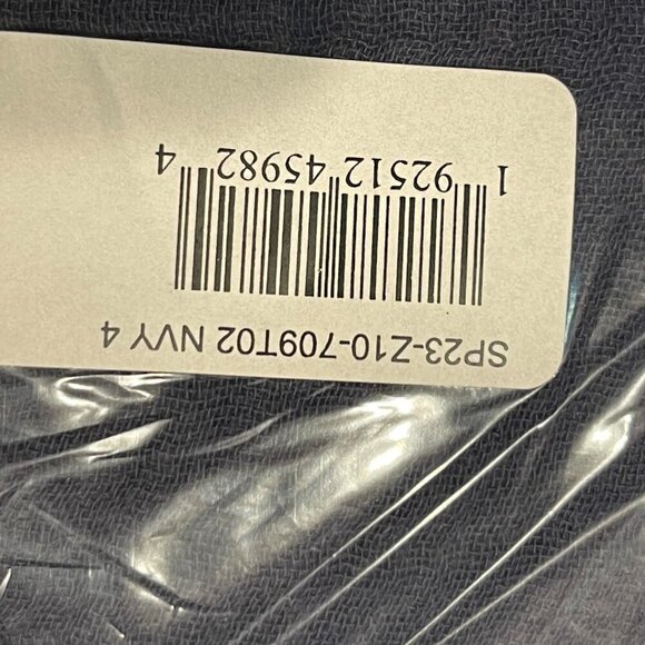 Sundry Navy and Cream Color block Shorts. Size Small - NWT - Picture 5 of 7